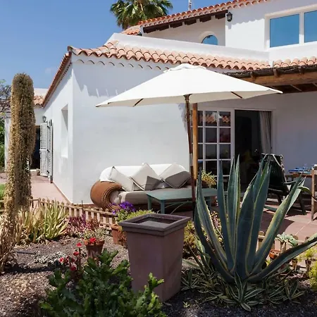 Madreselva With Private Pool, 50m To The Sea, Top Location, Terrace, Garden, Wifi * Costa Adeje (Tenerife)