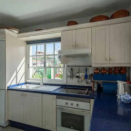 Madreselva With Private Pool, 50m To The Sea, Top Location, Terrace, Garden, Wifi *
